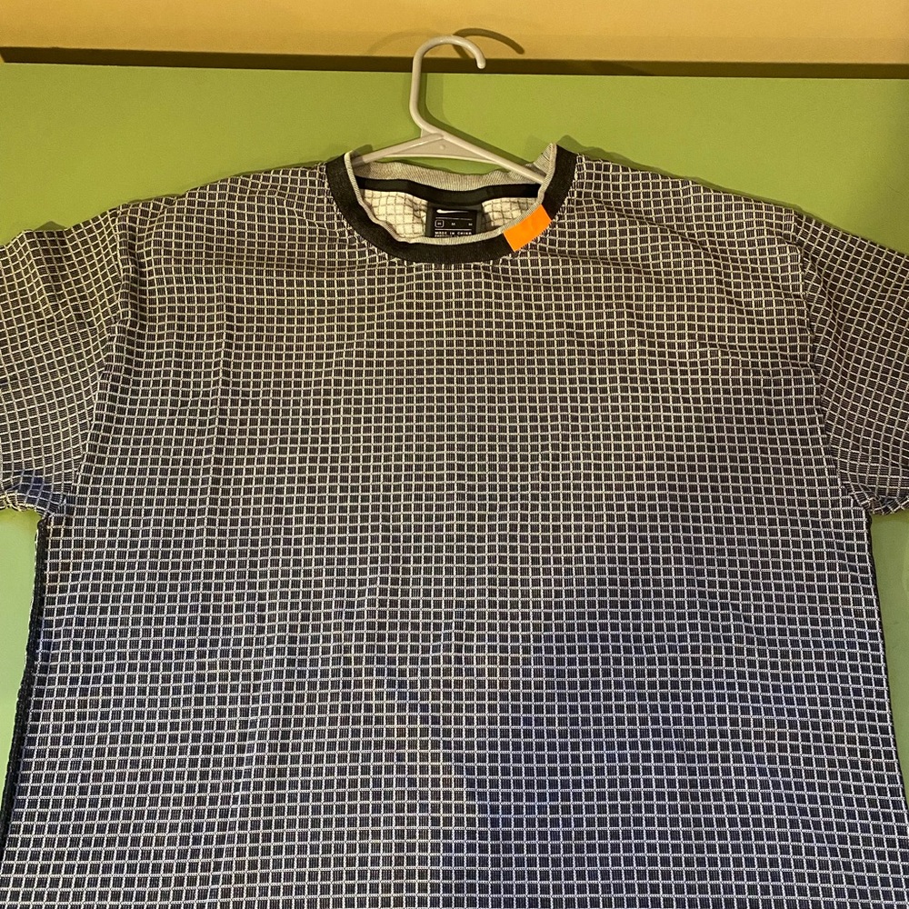 Nike gray sports t-shirt. Part of a set. Size medium